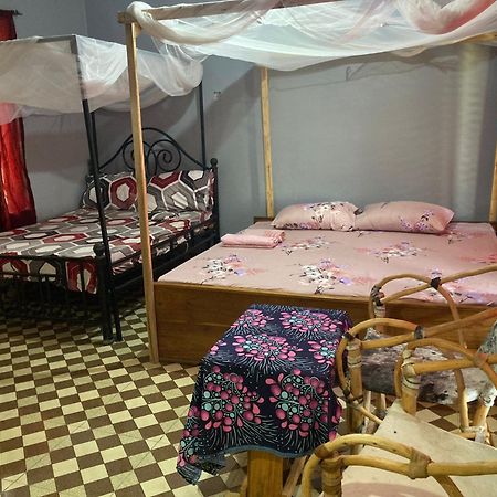 Lake Natron Maasai Guesthouse Mtowabaga Εξωτερικό φωτογραφία